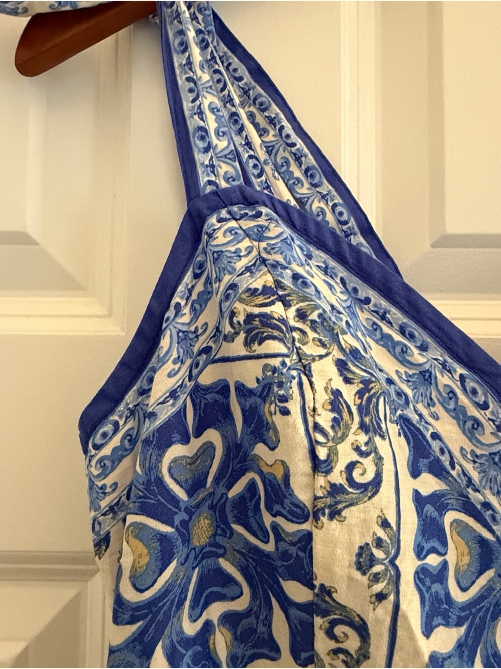 Blue & White Mediterranean Print Tie-Shoulder Maxi Dress/ Size M/ NWT - Picture 5 of 16